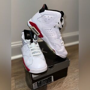 Air Jordan Retro 6 White Varsity Red Size 6.5Y Deadstock, Brand NEW in box